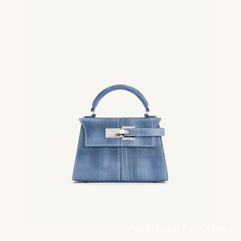 Luxury Bags To Sell - Best-selling JW PEI dumpling bag. New