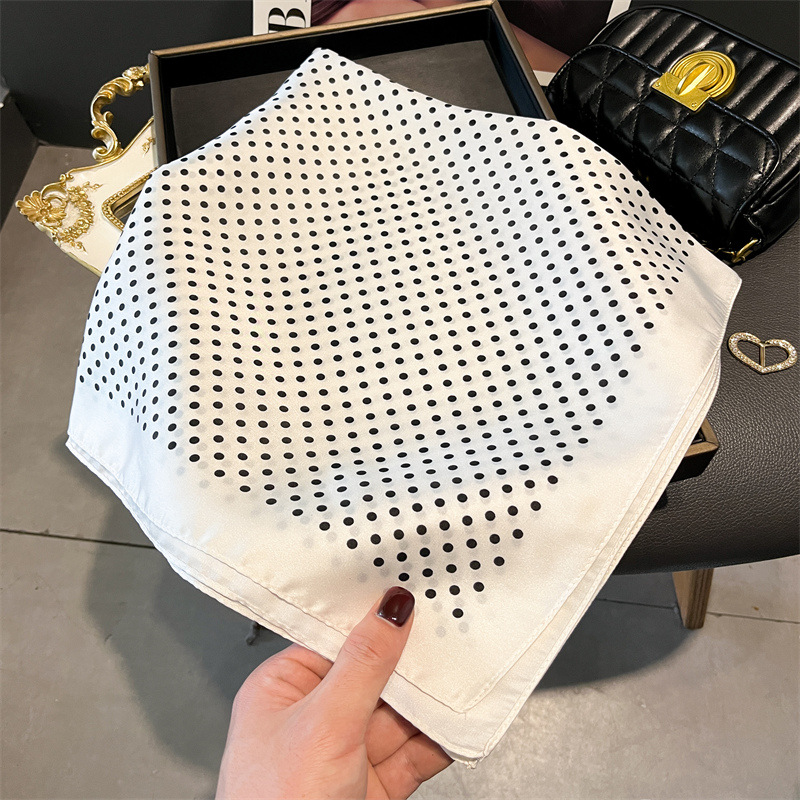 Luxury New Printed Scarves Wom - Luxury Bags For Sale recension och pris