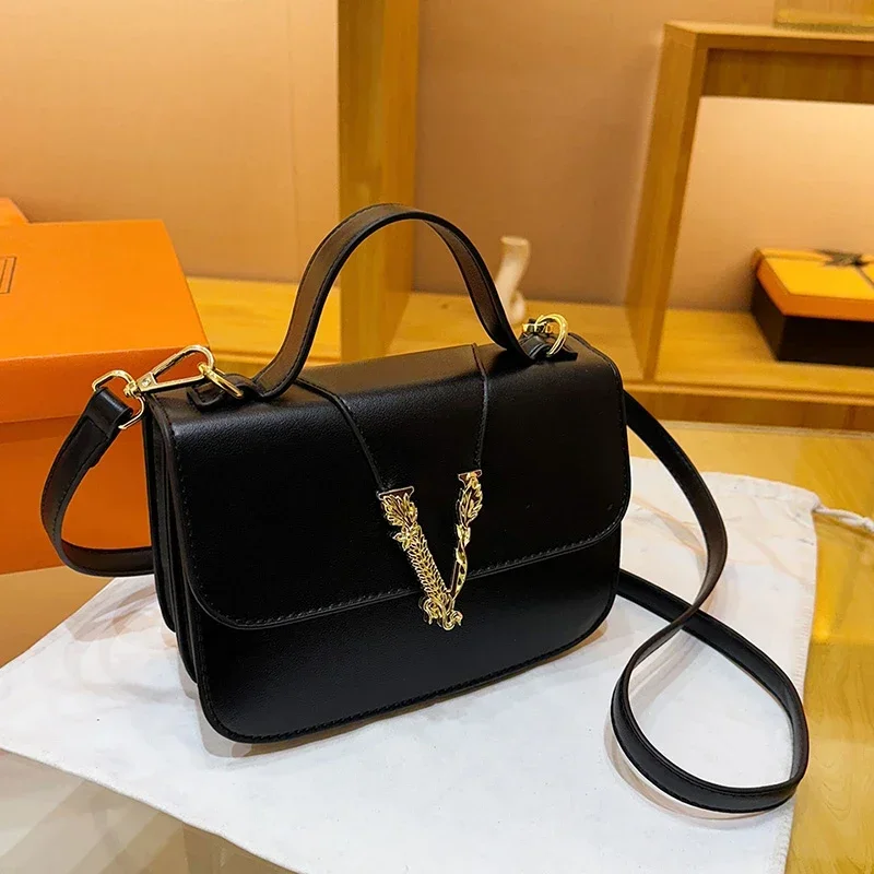 Popular Women's Shoulder Bag M - Luxury Bags For Sale recension och pris